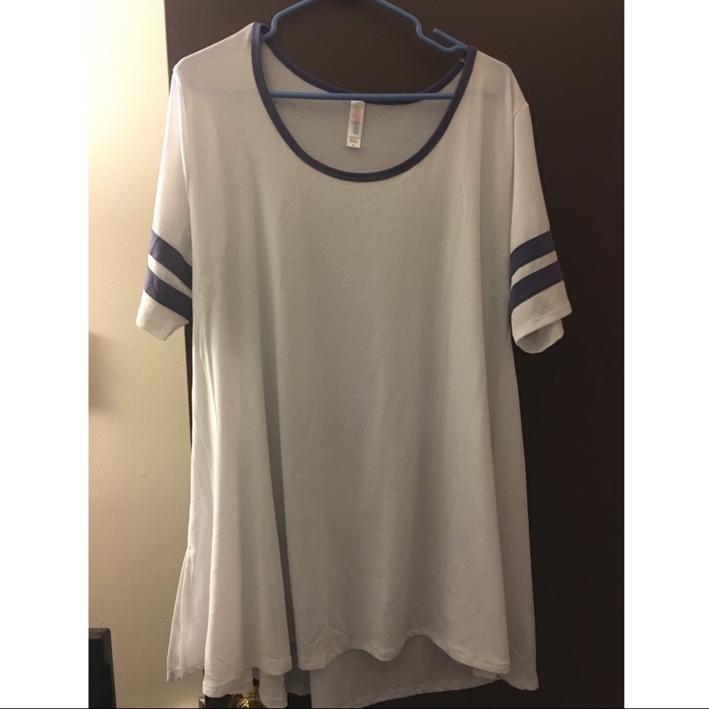 XL Lularoe Perfect Tee